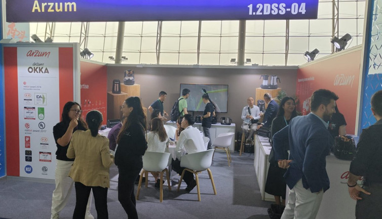 Arzum Çinlilere Türk kahvesini tanıttı