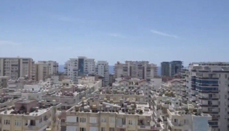 Deniz manzaralı denen evden deniz dışında her yer göründü