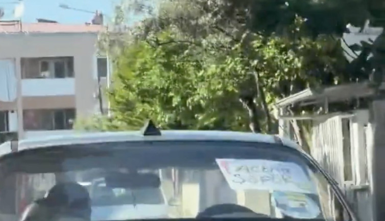 Başka ülkede göremezsiniz: Acemi sürücüye şaka yapan vatandaş