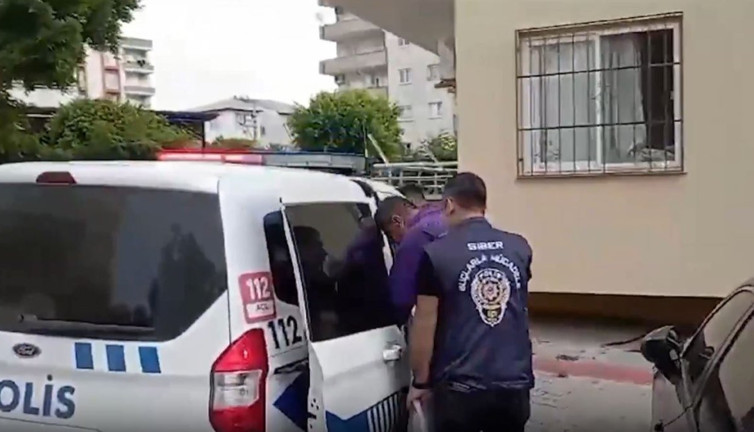 Polisten 77 ilde çocuk müstehcenliğine yönelik operasyon