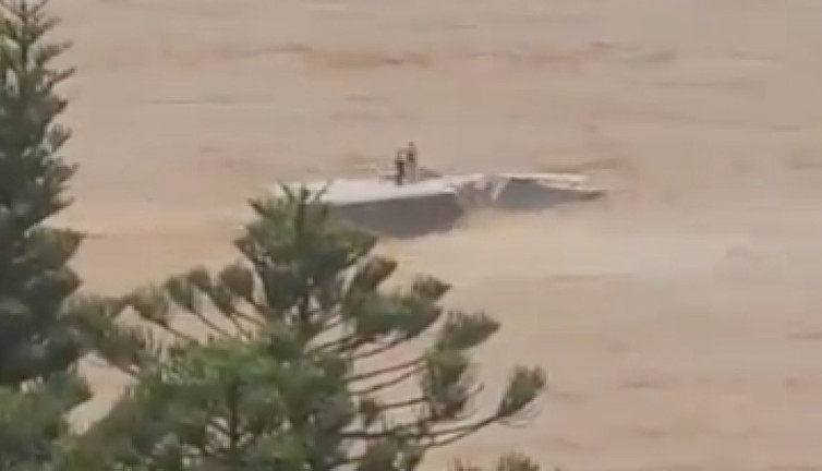 Brezilya'da selde köpeğiyle mahsur kalan kişi tüm çabalara rağmen kurtarılamadı