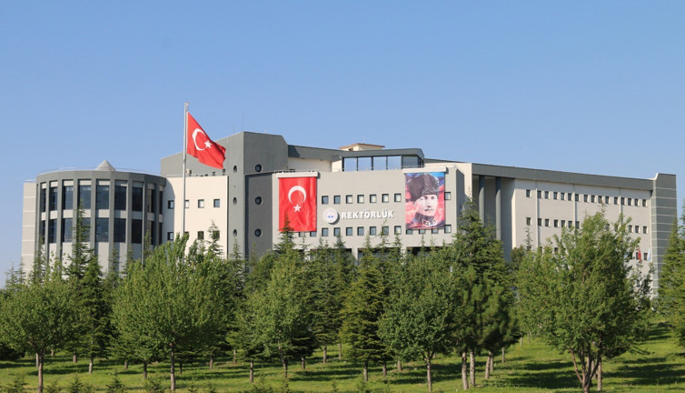 Erciyes Üniversitesi 13. oldu