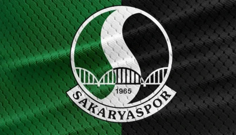 Sakaryaspor'da ayrılık üstüne ayrılık