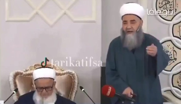 Cübbeli Ahmet’in bir garip açıklaması daha ortaya çıktı. Hz Muhammet, Mahmut hocamızla konuştu