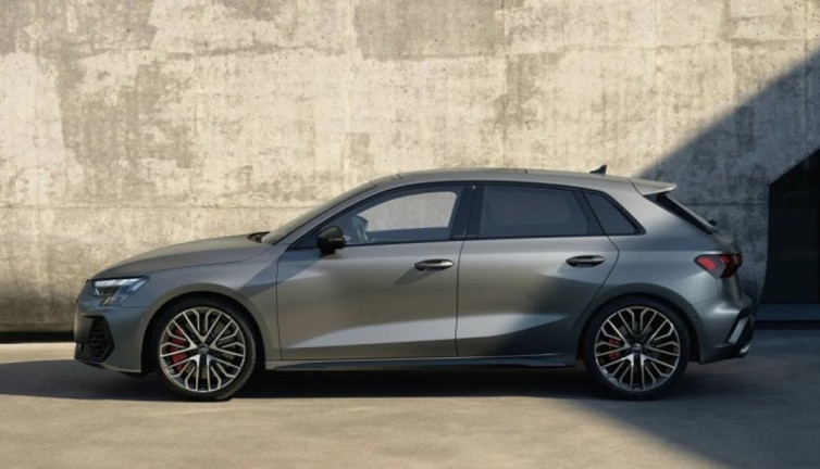 Virajların efendisine titanyum egzoz