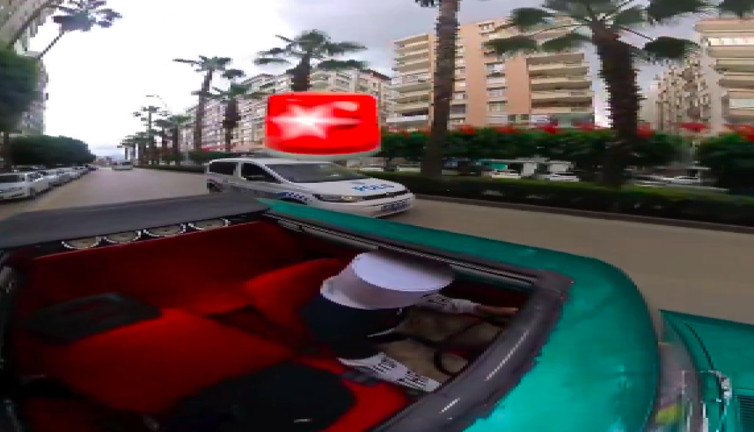 Kova maskesi takıp trafiğe çıktı: Polis tarafından yakalandı