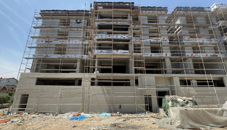 Bursa’da 5. kattan düşen inşaat işçisi öldü