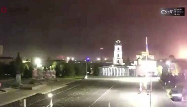 Ukrayna Rus askeri tesisine saldırdı