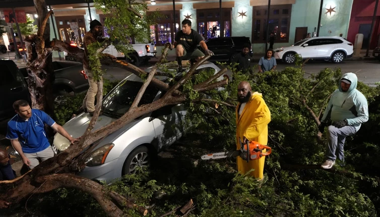 Şiddetli fırtınalar ABD'de can aldı