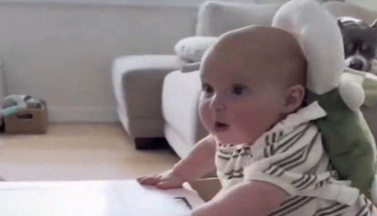 Bebekler için kafa koruyucu yastıklar gündem oldu