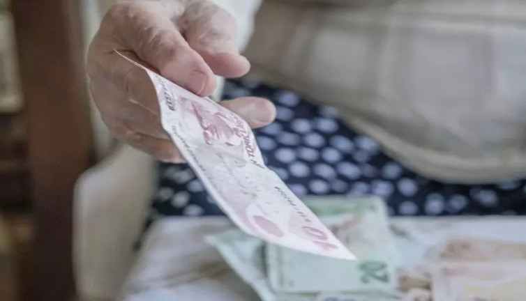 Emeklilere haziran jesti erken geldi: Sadece bir kereliğine yapılacağı açıklandı
