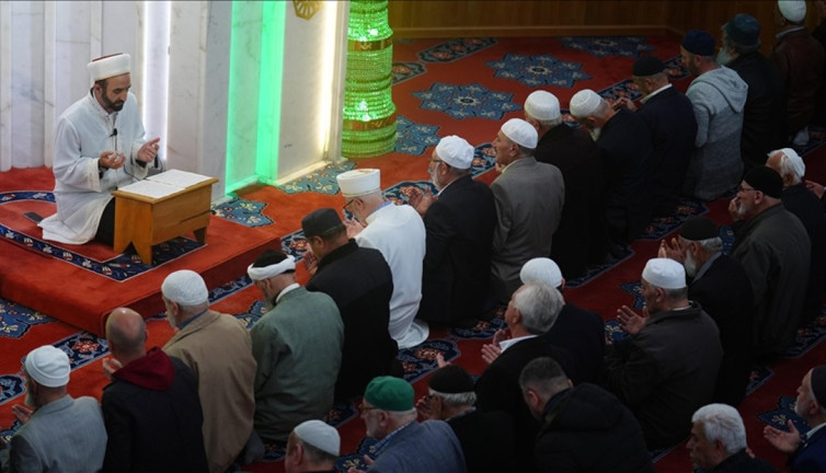 Camilerde Filistinliler ve şehitler için dua edilecek