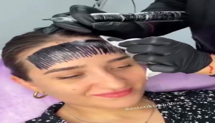 Gören şaştı kaldı: Dövmeden kakül yaptırdı