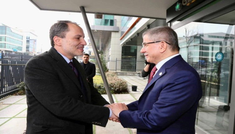 Fatih Erbakan ile Ahmet Davutoğlu görüştü