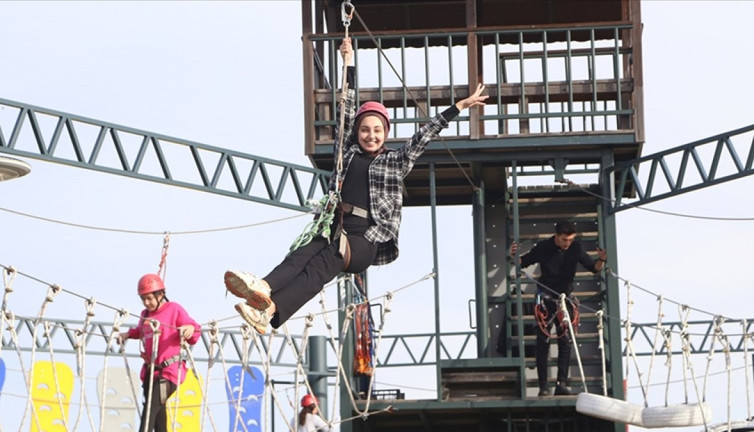 GSB Gençlik Kampları'na rekor başvuru! Bakan Bak sayıyı açıkladı