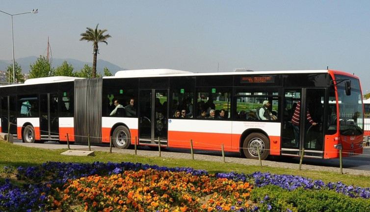 İzmir için Bayram'da toplu ulaşım kararı