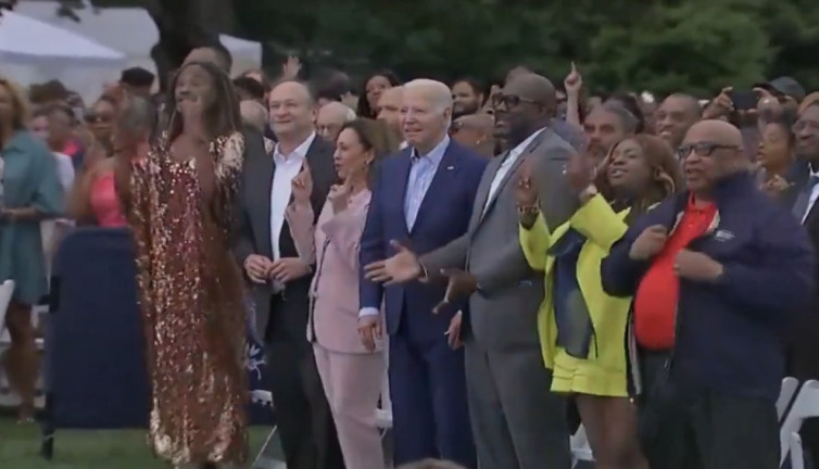 Biden bu sefer de dondu kaldı