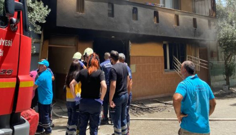 Yatalak hasta yangın kurbanı