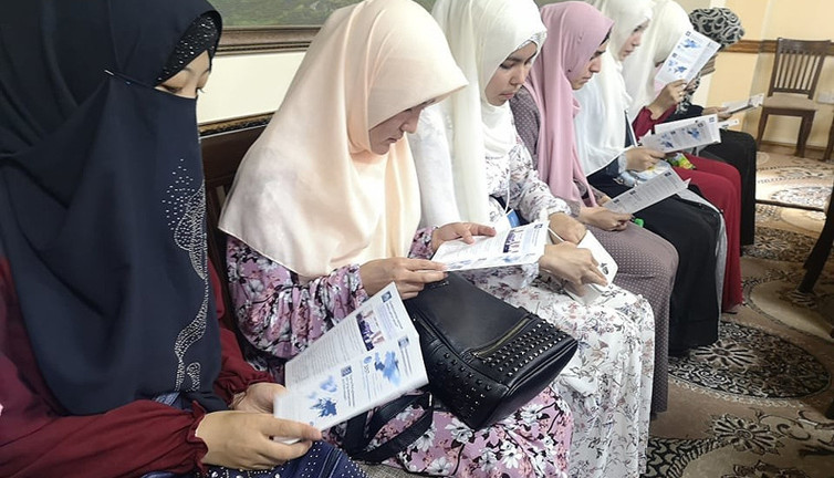 Tacikistan'da başörtüsü ve sakal yasaklanıyor