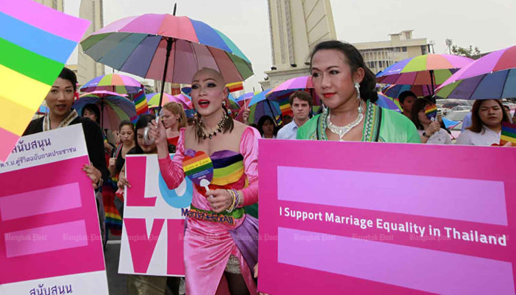 Eşcinsel Evlilik Yasası kabul edildi