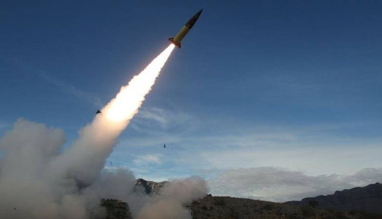 Sivastopol'e füze saldırısı