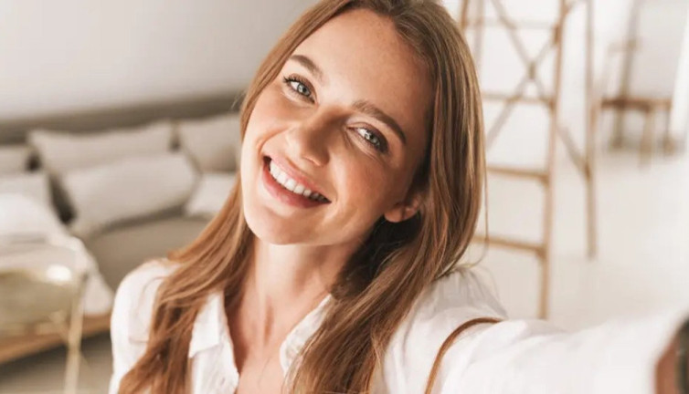 Dişlerin arasındaki siyah üçgenlerin sırrı ortaya çıktı