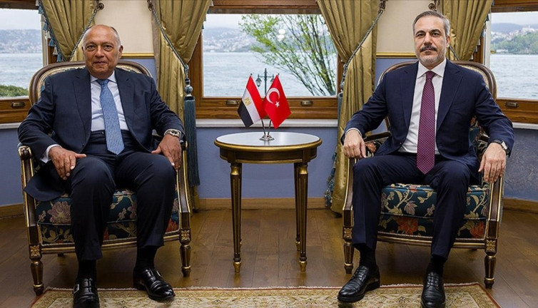 Fidan, Mısır Dışişleri Bakanı Şukri ile telefonda görüştü