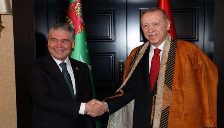 Erdoğan Türkmen Lideri'n doğum gününü kutladı