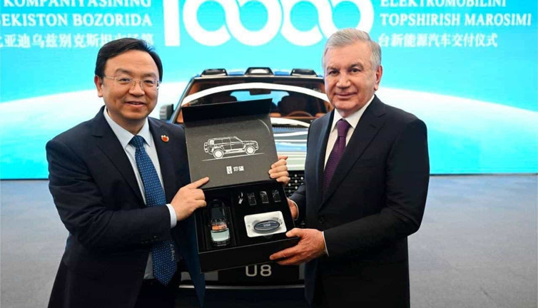 Özbekistan elektrikli araç üretimine başladı