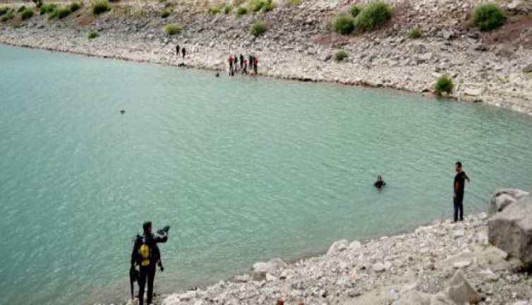 Girdiği göletten cansız bedeni çıkartıldı