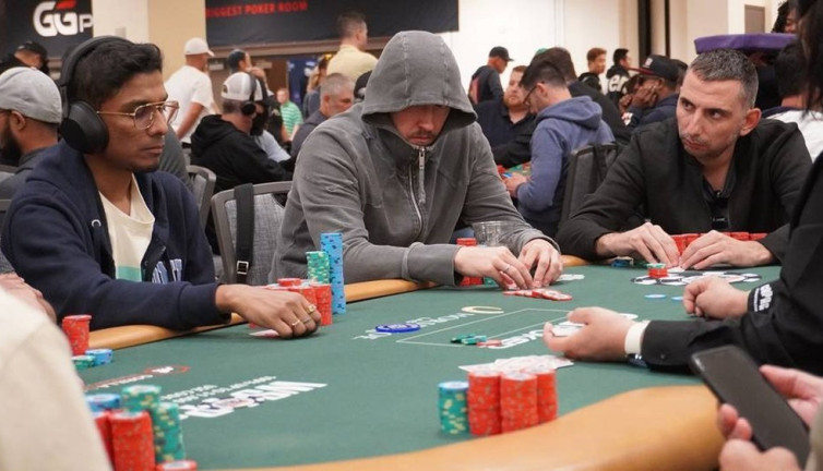 Fenerbahçe'nin eski yıldızı kumarda imkansızı başardı