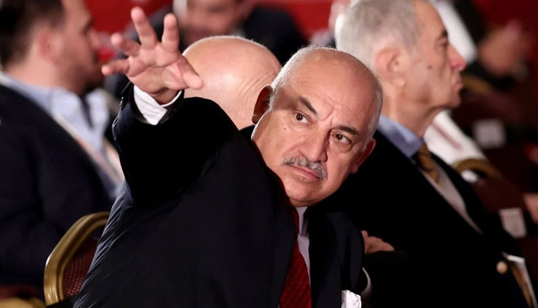 Fenerbahçeli yıldızdan Mehmet Büyükekşi'ye olay hareket