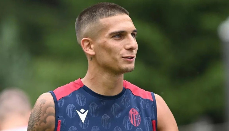 Galatasaray'a Arjantinli orta saha