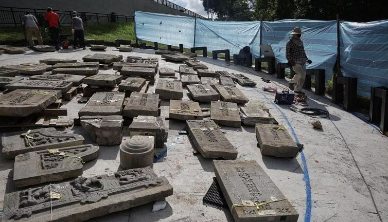 Yol çalışmalarında kaldırılan mezar taşları sergilenecek