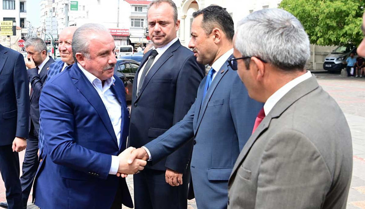 Mustafa Şentop nerede?