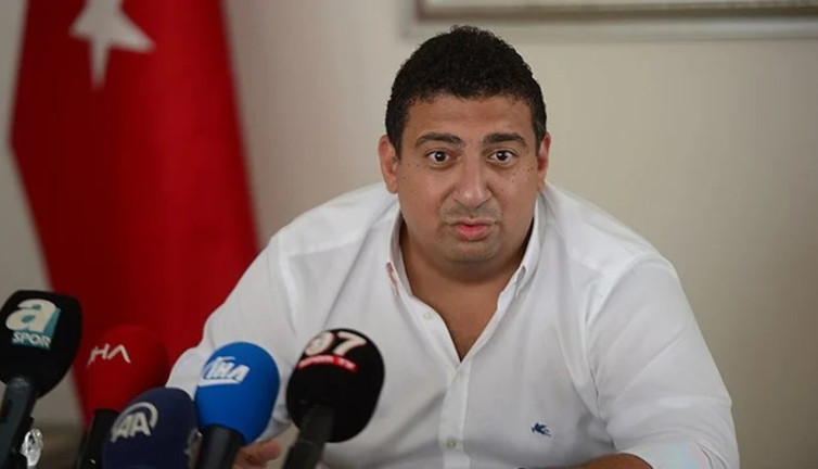 Ünlü milyarder harekete geçti