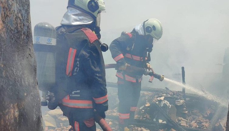 Malatya’da çatı yangını