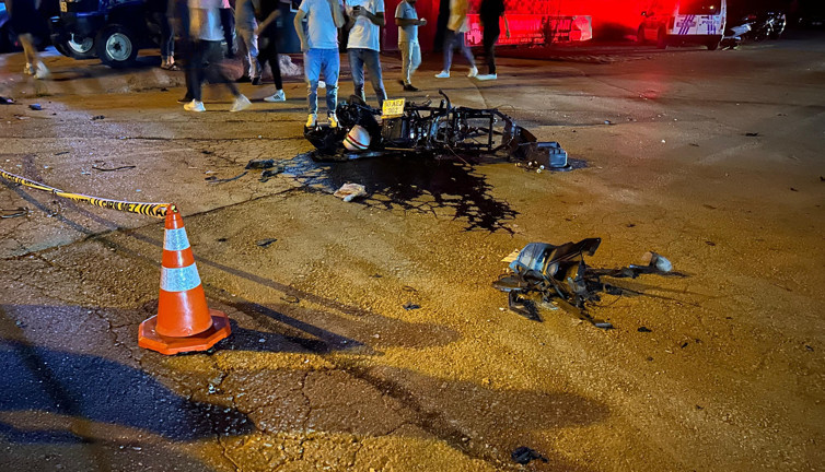 Kontrolden çıkan otomobil tehlike saçtı: 2 ağır yaralı