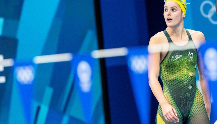 Kaylee McKeown olimpiyat rekoru kırdı