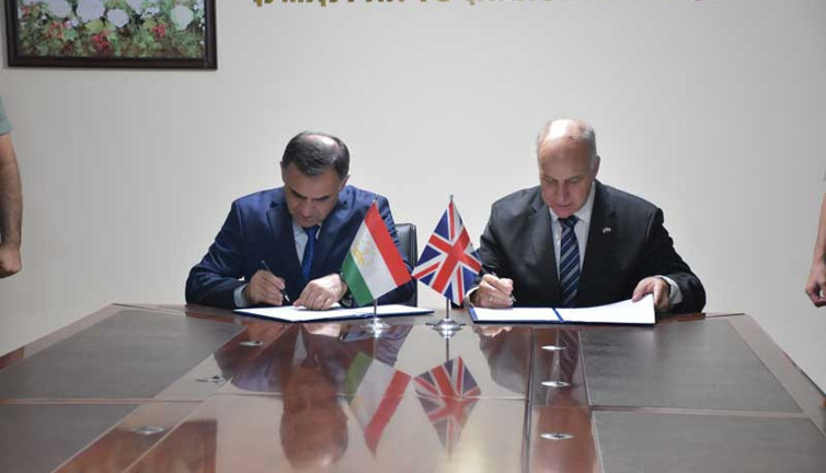 Tacikistan ve İngiltere afet riskinin azaltılmasında iş birliğini geliştiriyor