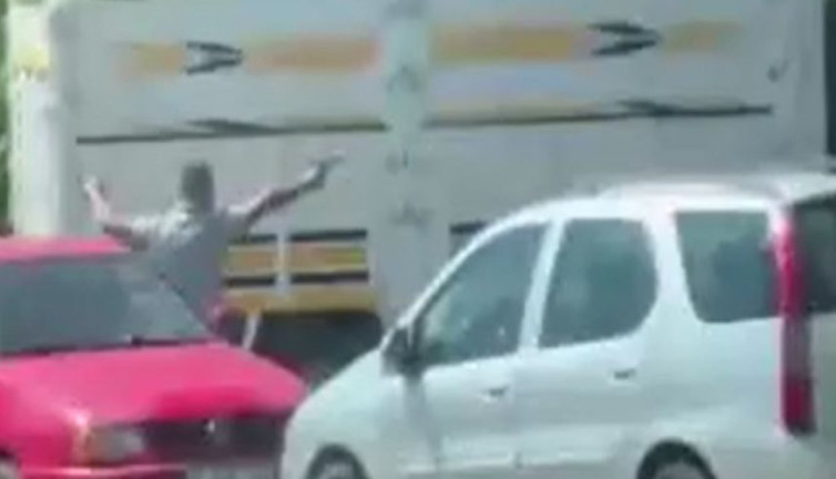 İşyerine kurşun yağmuru