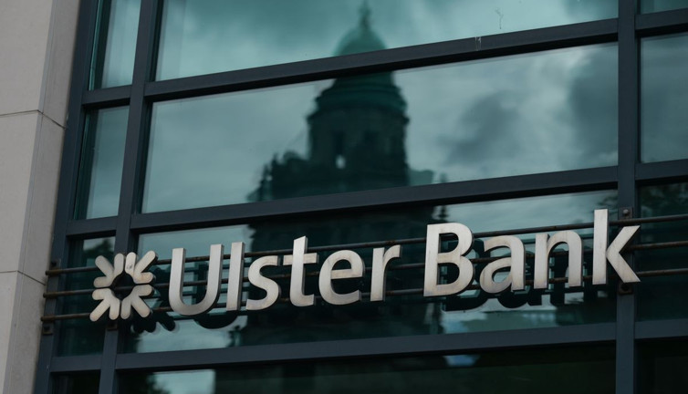 Ulster Bank, kredi kartı borçlarının çoğunu sildi