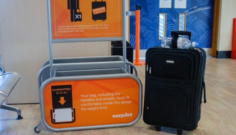Easyjet yeni bagaj politikasını duyurdu