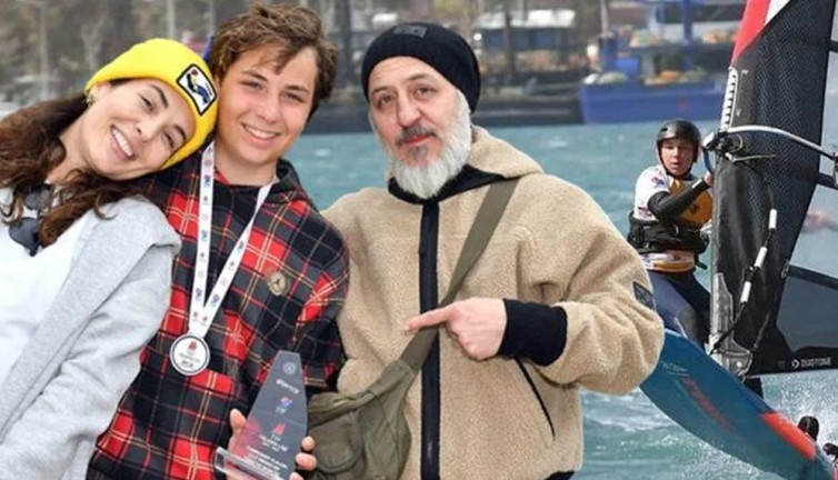 Ünlü çiftten deniz keyfi