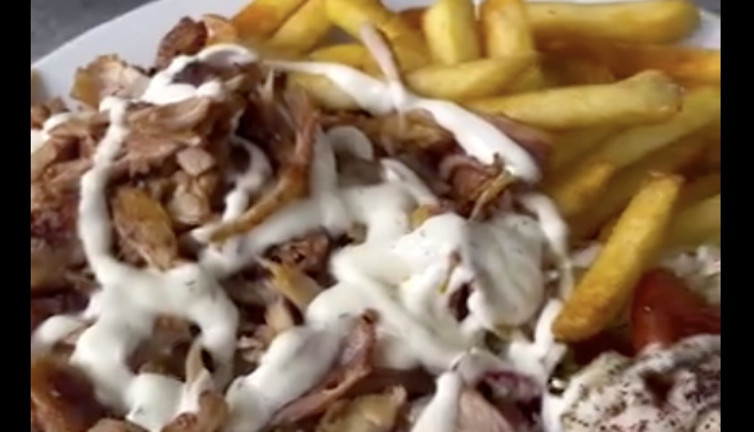 Almanya’daki gurbetçiden İstanbul’daki dönercilere sitem: 'Yıllarca yeşillik yemişiz'