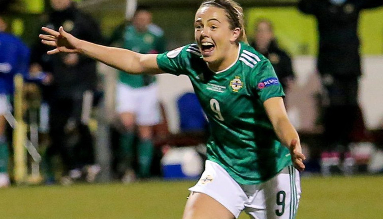 Birmingham City, Simone Magill'i kadrosuna kattı