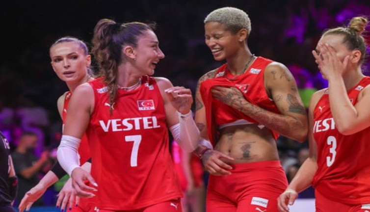 TRT'de spiker kavgası. Flaş Hande Baladın ve Melissa Vargas detayı