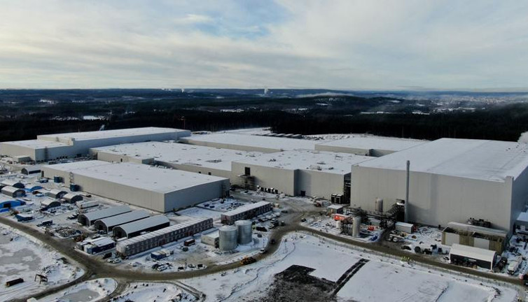 Avrupa'nın ilk gigawatt pil fabrikası Norveç'te açıldı