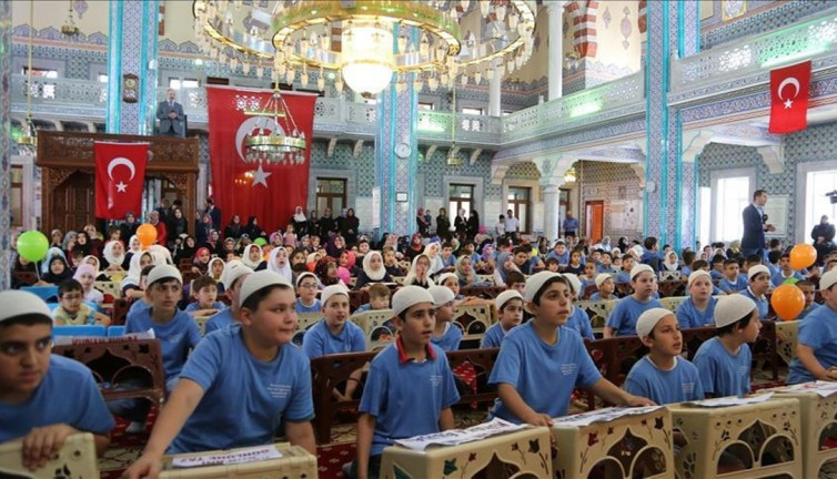 Erbaş Yaz Kur'an Kurslarına katılan öğrenci sayısını açıkladı