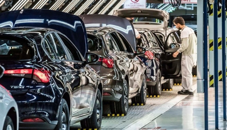 Otomotiv üretiminde yavaşlama